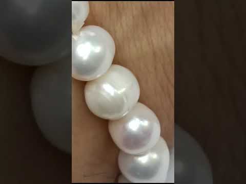 Very high Quality Pearl Power bracelet in stretch elastic