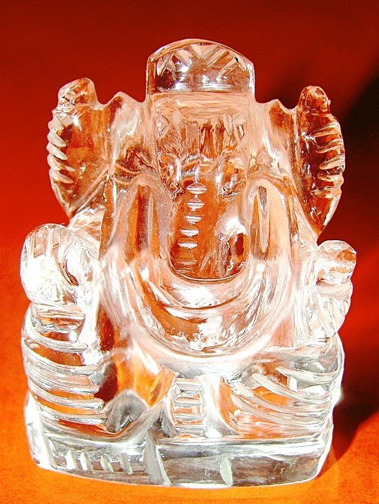 Crystal Ganesha for Wealth , Goodluck , Business and Prosperity 20 - 25 grams - Devshoppe