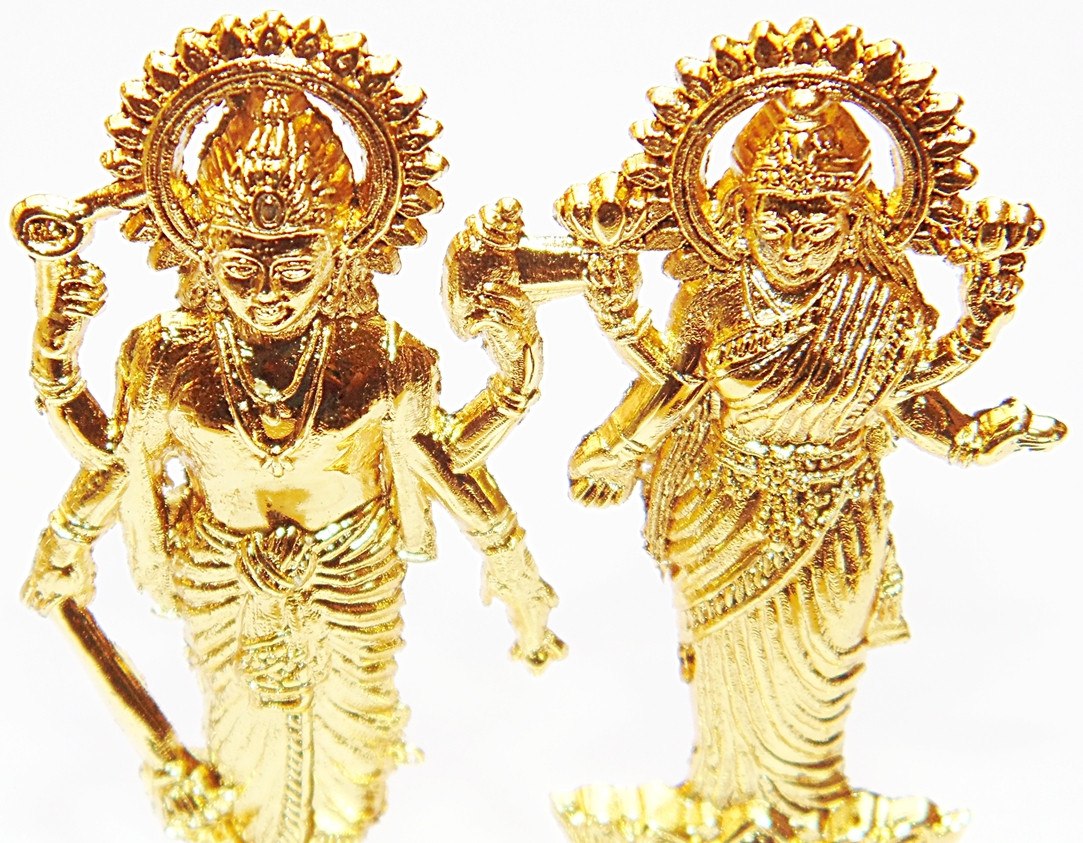 Set of ten small Vishnu Lakshmi idols for gifting purpose - Devshoppe