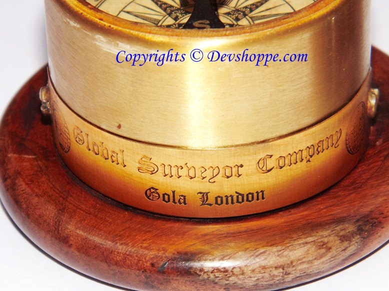 Vastu Compass with Sri Vastu dosh nivaran Sudarshan Yantra in Wood - Devshoppe