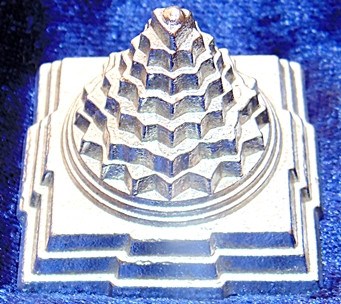 Parad Shree yantra ( Sriyantra ) for wealth and prosperity 200 gms - Devshoppe