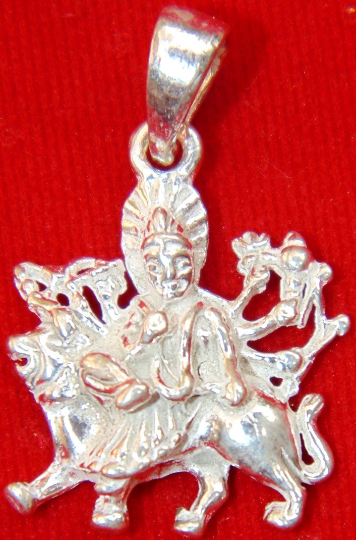 Goddess Durga pendant in pure silver - Devshoppe