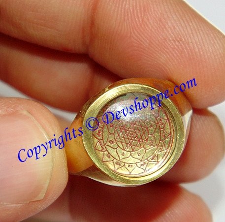 Brass Sriyantra ring for wealth , prosperity and success - Devshoppe