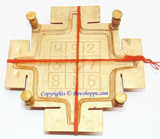 Sampoorna Mahalakshmi Yantra Chowki for wealth and prosperity - Devshoppe