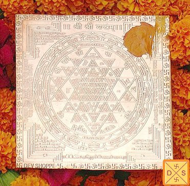 Sri Sriyantra yantra on copper plate - Devshoppe